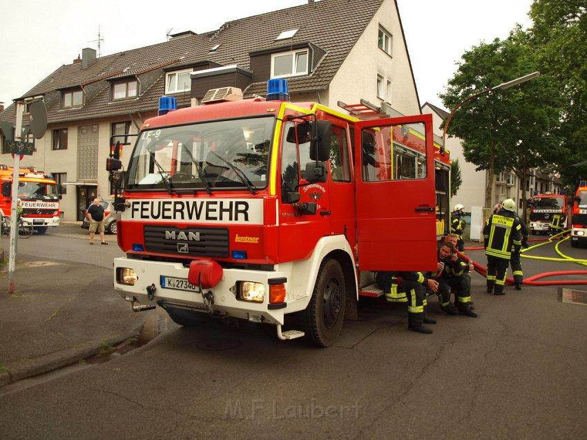 Feuer 2 Koeln Duennwald Odenthalerstr P015.JPG
